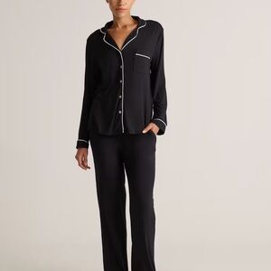 Quince Bamboo Women's Black Pajama Set